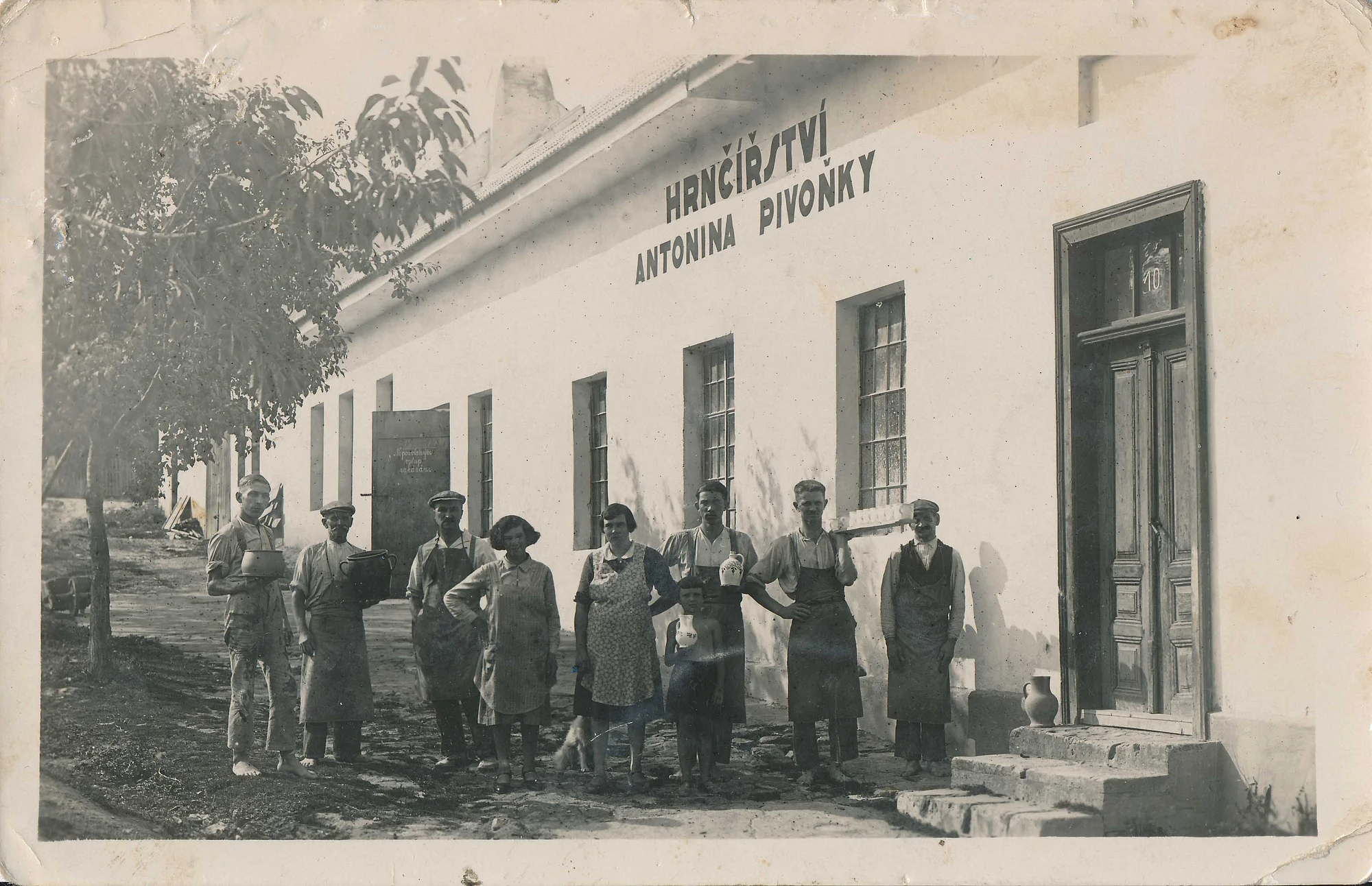 Historická fotografie – hrnčířství ve Vřesicích